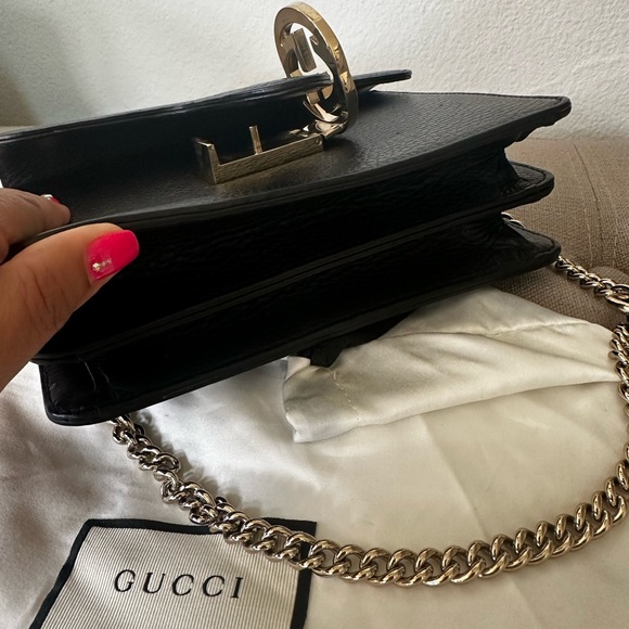 Gucci Interlocking G shoulder bag- gold hardware. Authentic Gucci - Picture 6 of 6
